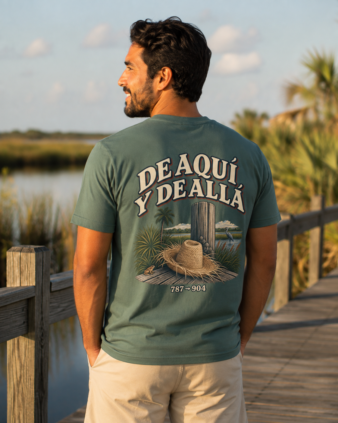 De Aquí y De Allá T-Shirt
